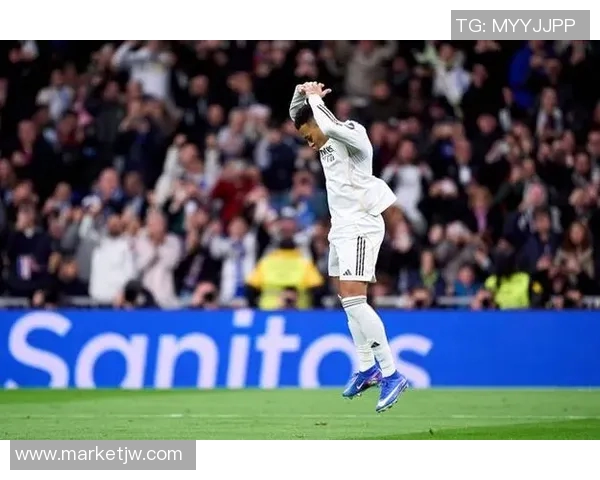 姆巴佩精彩抽射助力皇马逆转胜利引发球迷热议 姆巴佩精彩抽射助力皇马逆转胜利引发球迷热议