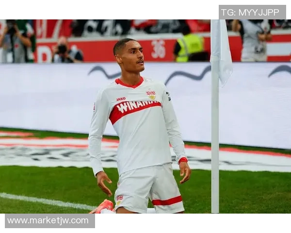 德甲球队欲引进国际球星,提升实力迎接新赛季 德甲球队欲引进国际球星,提升实力迎接新赛季