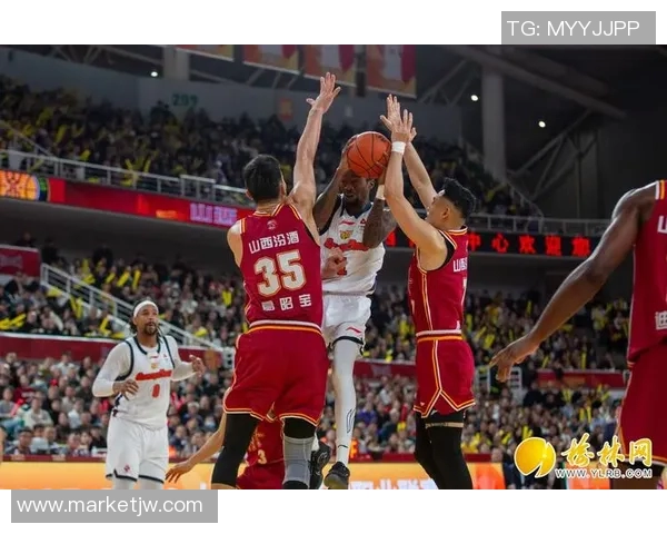 广东绝杀宏远,豪取七连胜稳固CBA榜首位置 广东绝杀宏远,豪取七连胜稳固CBA榜首位置