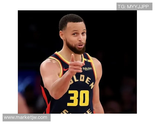 库里本赛季三分命中率超五成,创职业生涯新高 库里本赛季三分命中率超五成,创职业生涯新高